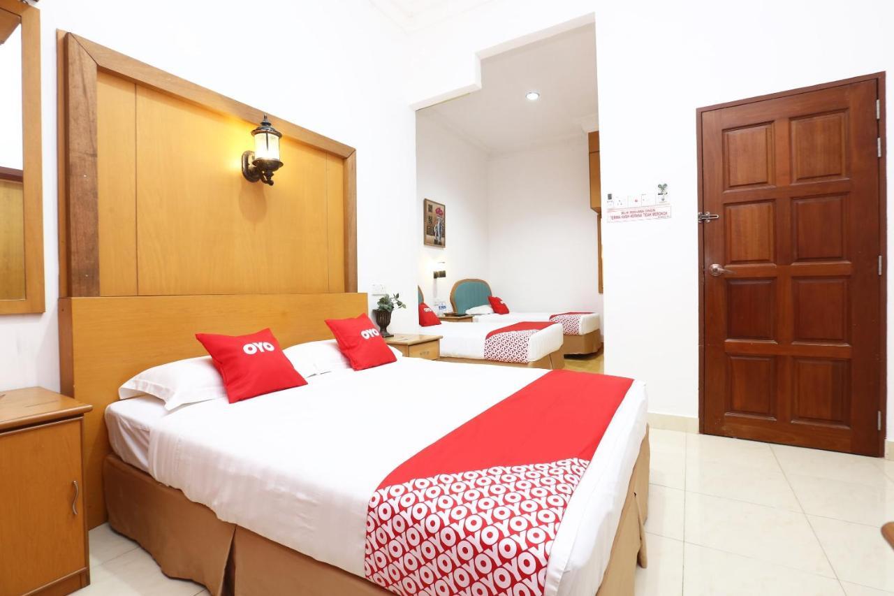 Oyo 89523 Villa Sri Mayang Kuala Terengganu Buitenkant foto